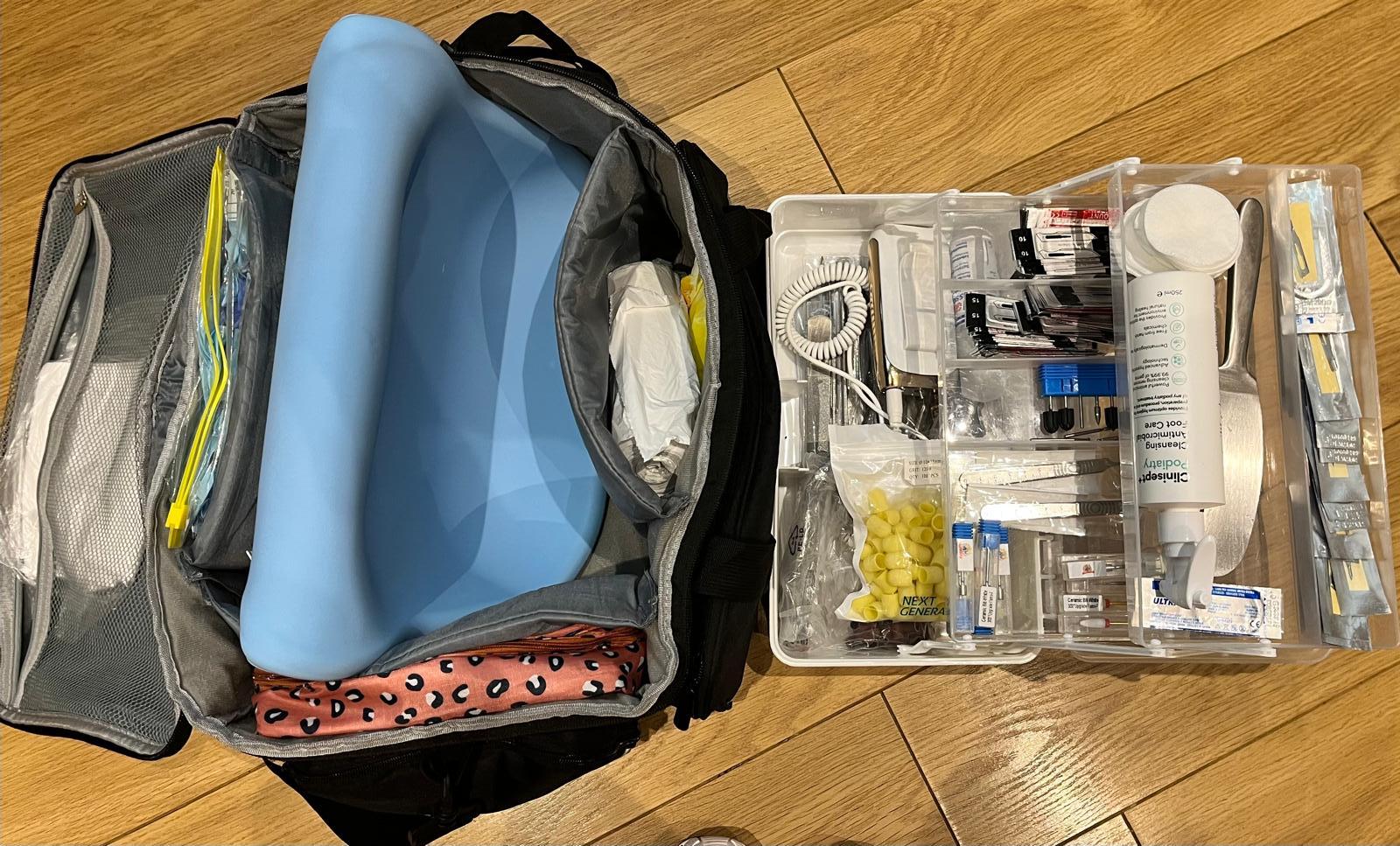 Professional foot care equipment and mobile service kit